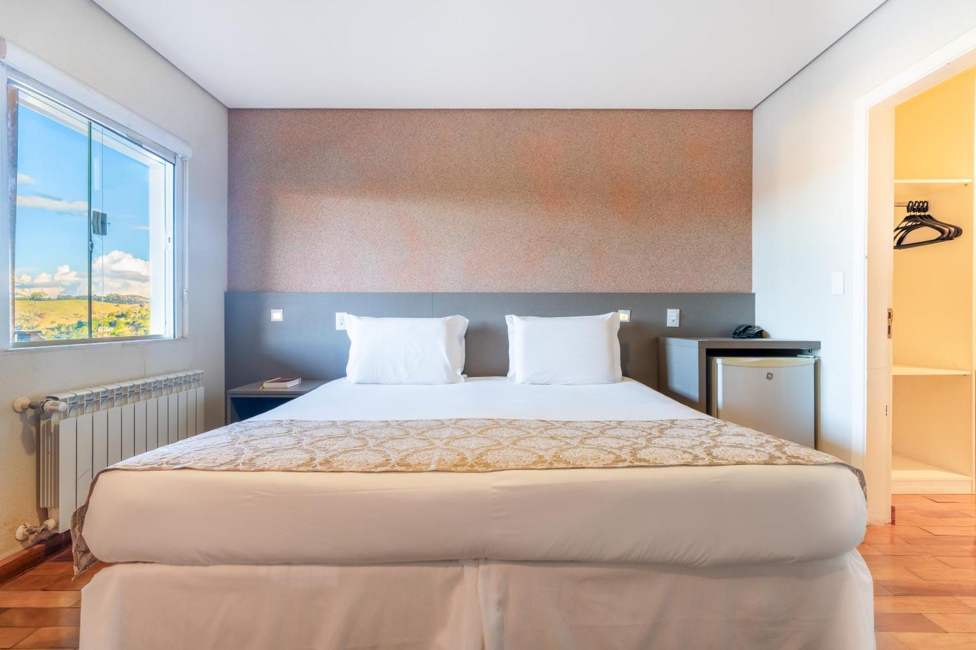 Chris Park Hotel Campos do Jordao Exterior photo